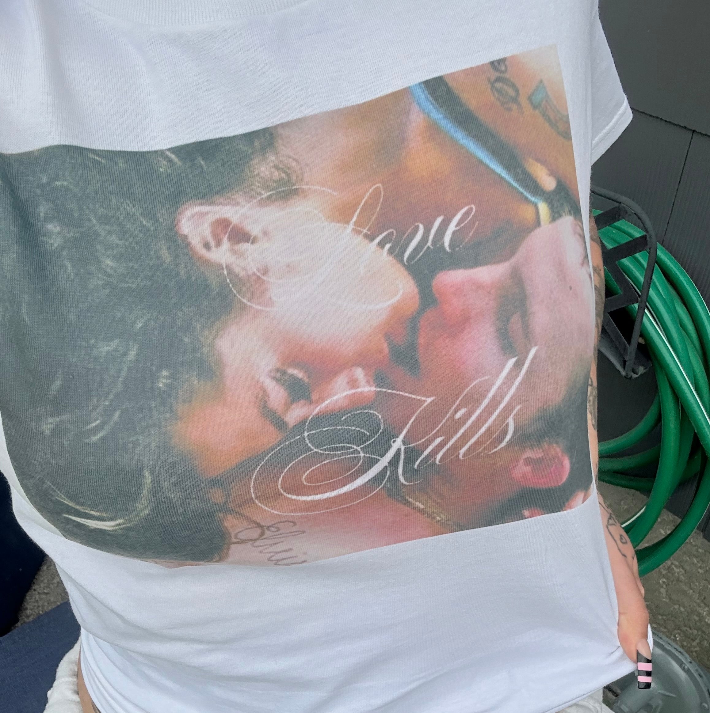 Love kills tshirt